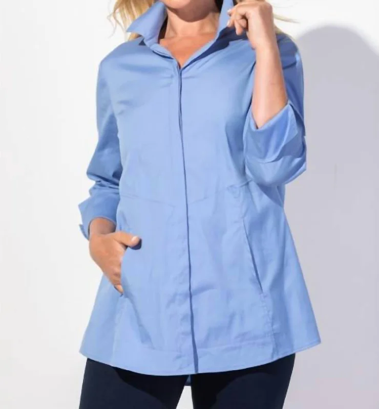 15019 - Hidden Placket Shirt In Blue