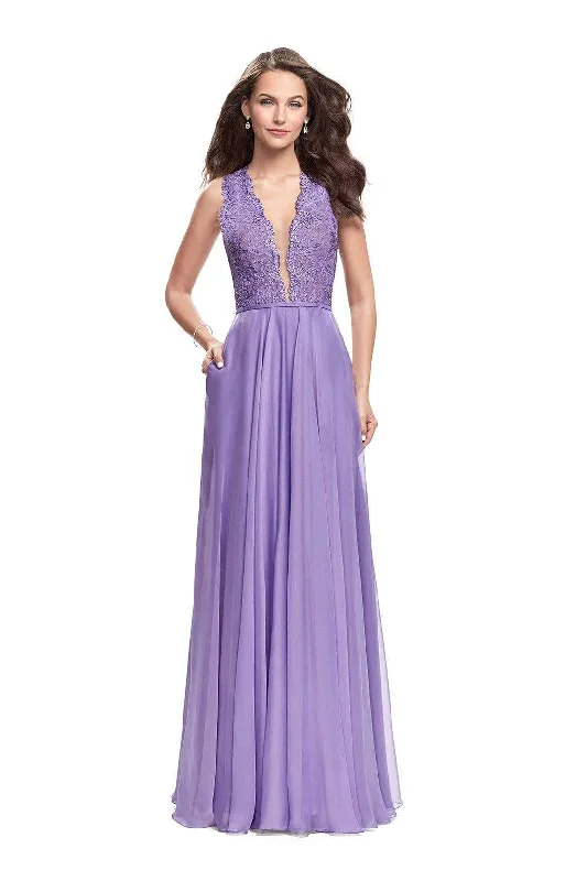 La Femme - Scalloped Plunging Lace Chiffon Dress 25487SC